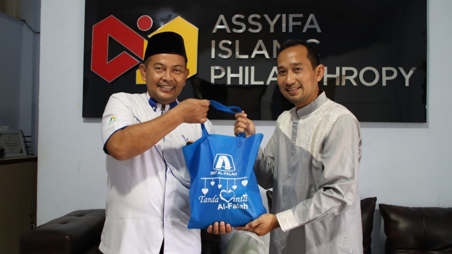 BMT Al-Falah Cirebon Lakukan Kunjungan Studi Banding Ke Badan Wakaf Assyifa