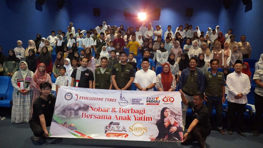 Puncak Muharram Festival, Badan Wakaf Assyifa Ajak Yatim Nonton Bareng Hayya Gaza 3