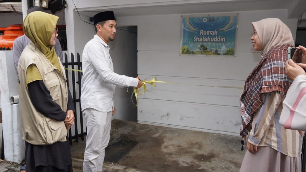 Kolaborasi BAWA dan Alumni As-Syifa dalam Peresmian RQ Shalahudin Kolaborasi BAWA dan Alumni As-Syifa dalam Peresmian RQ Shalahudin