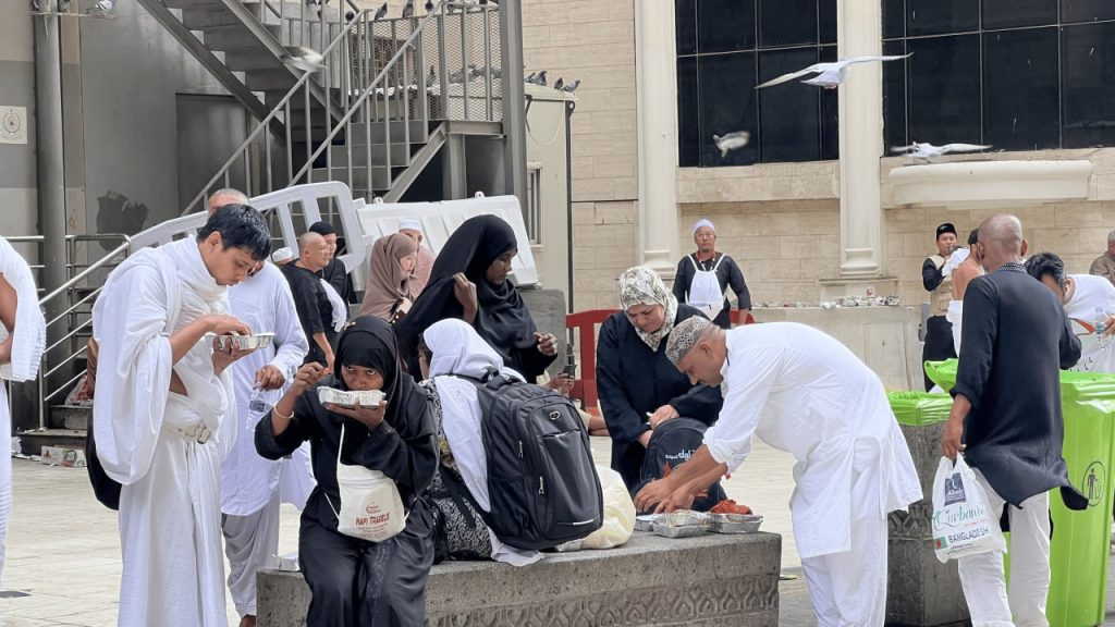 Ajaibnya Sedekah Subuh